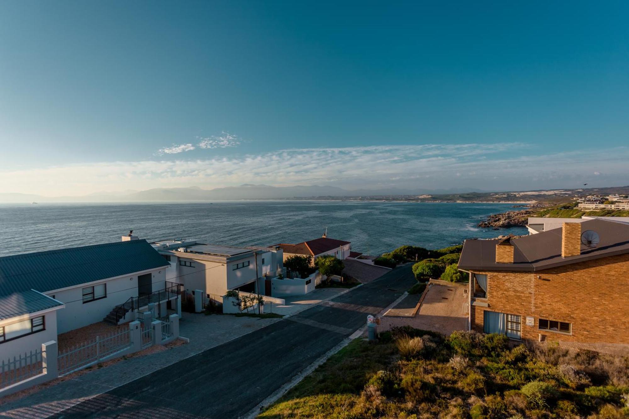Sea Star Lodge Гансбай Экстерьер фото